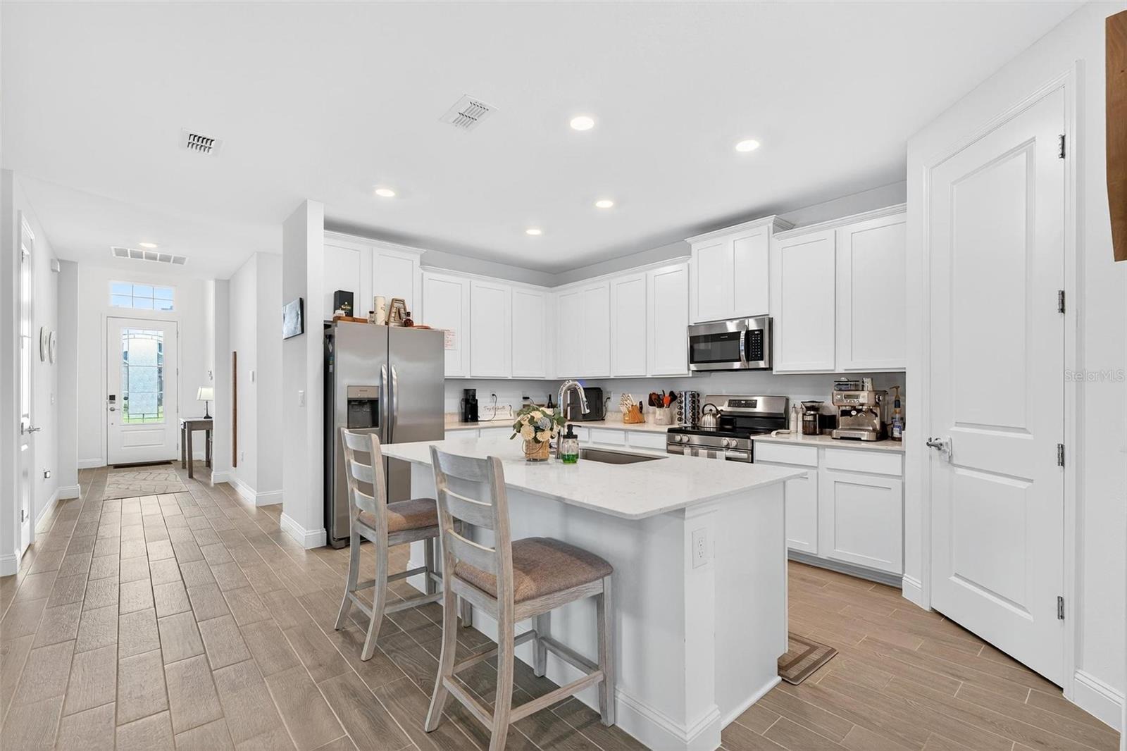 Image 7 of 23 For 4116 Acoma Drive