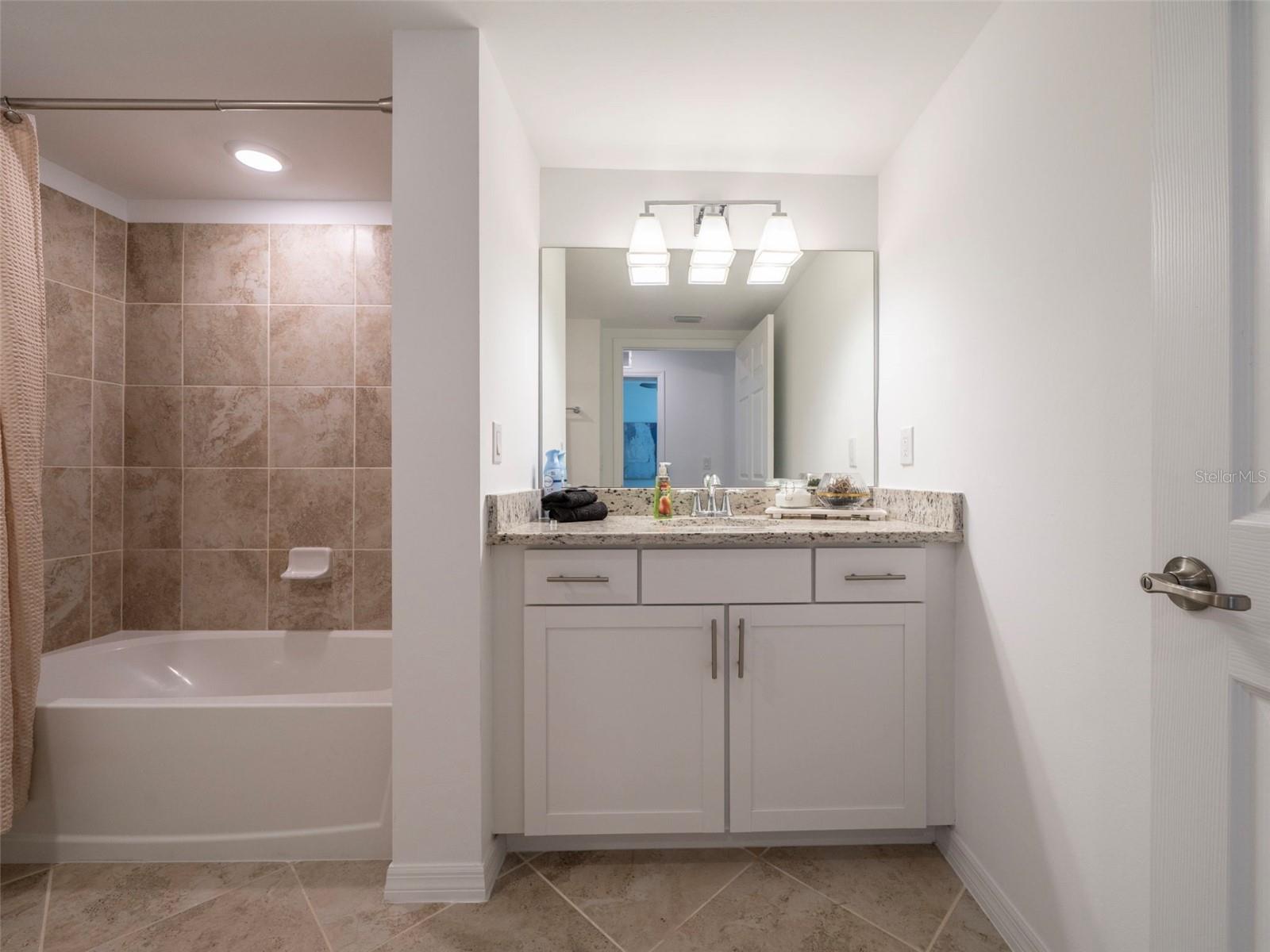 Image 33 of 42 For 15951 Grassland Lane 3812
