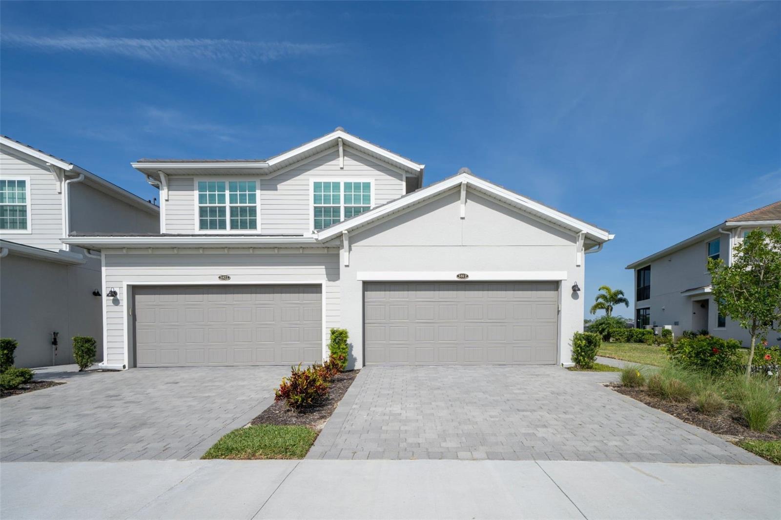 Image 4 of 42 For 15951 Grassland Lane 3812