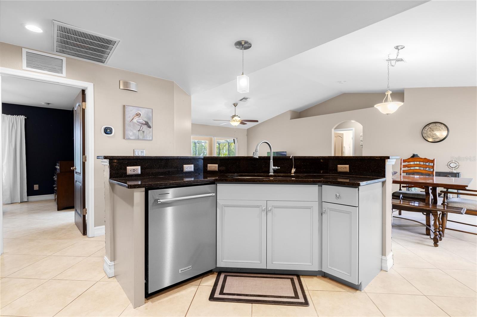 Image 12 of 37 For 2238 8th Terrace