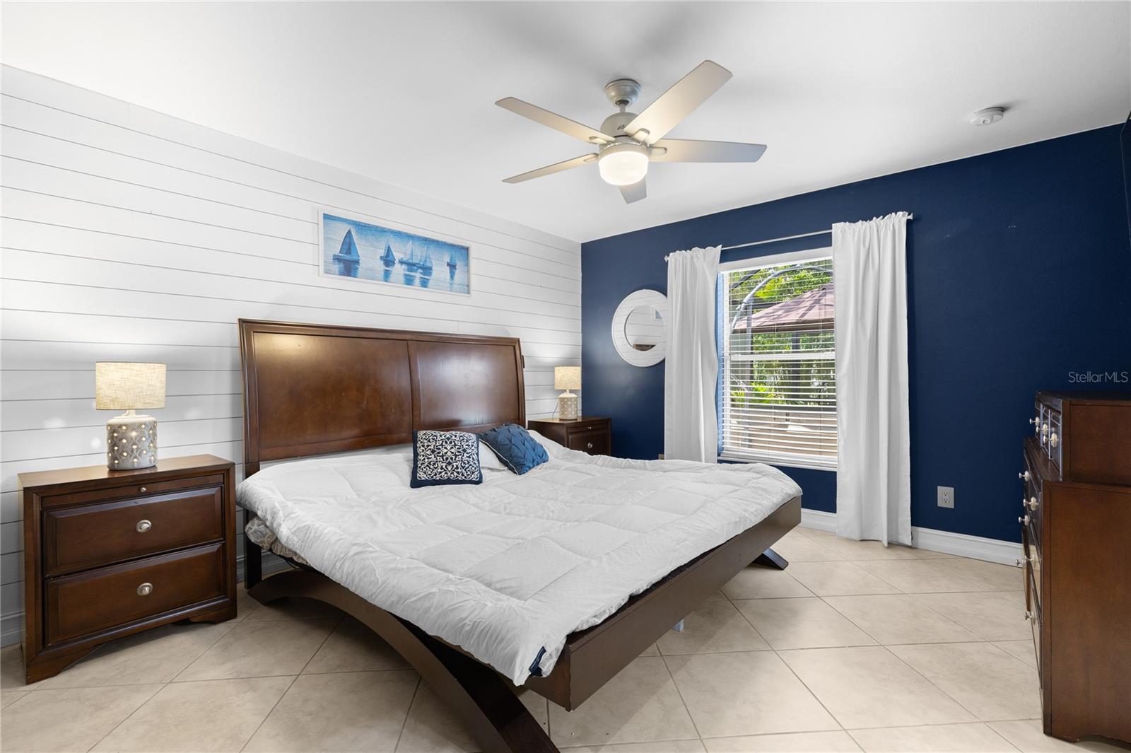 Image 18 of 37 For 2238 8th Terrace