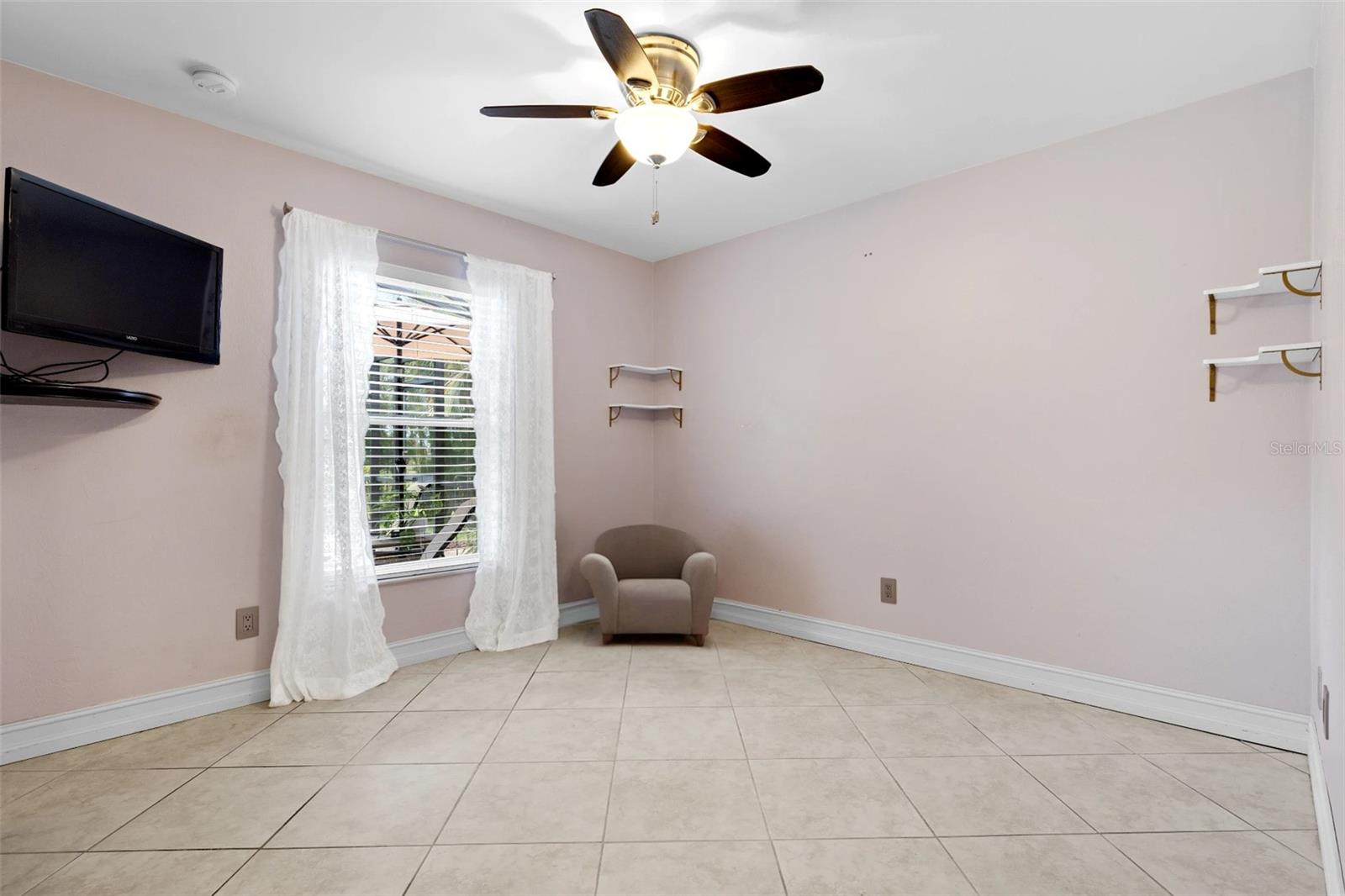 Image 24 of 37 For 2238 8th Terrace