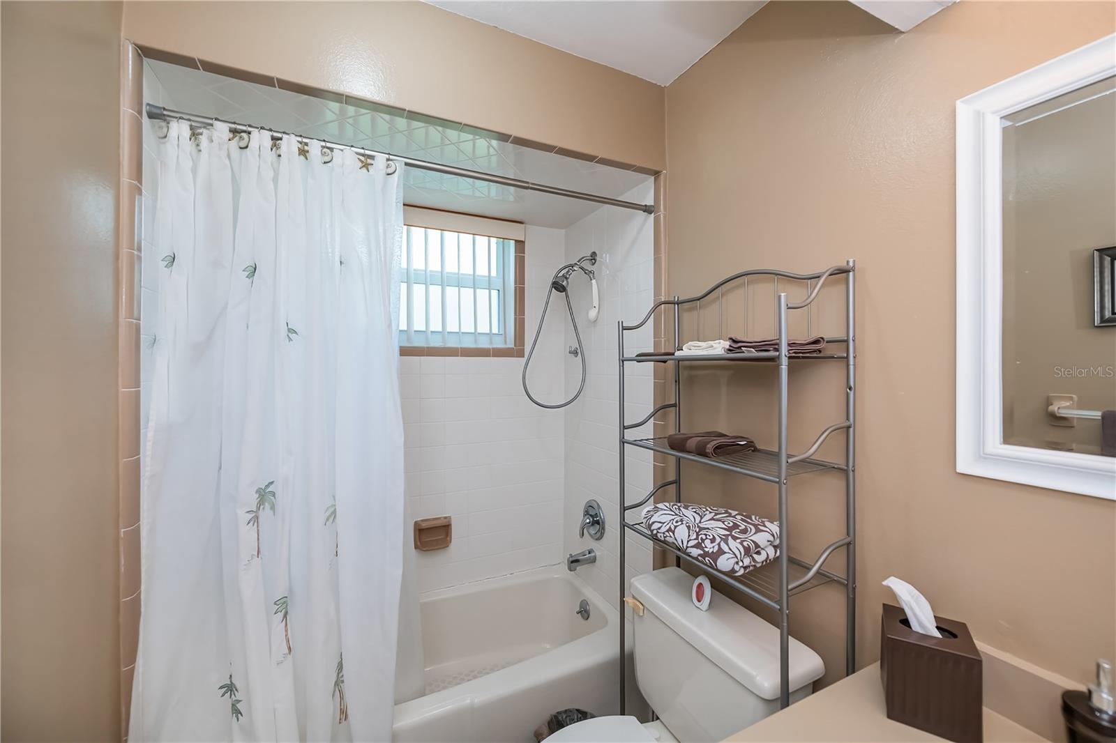 Image 33 of 51 For 1521 San Marino Court