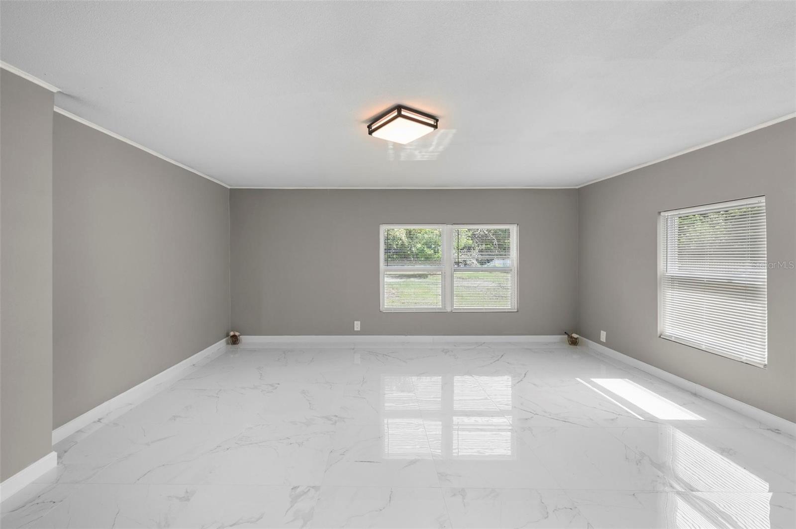 Image 15 of 25 For 23472 Harper Avenue