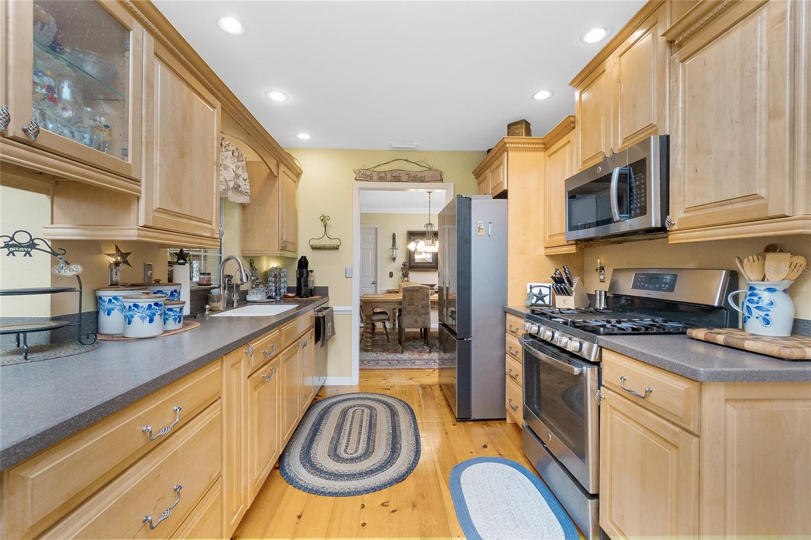 Image 12 of 68 For 29493 Clark Drive
