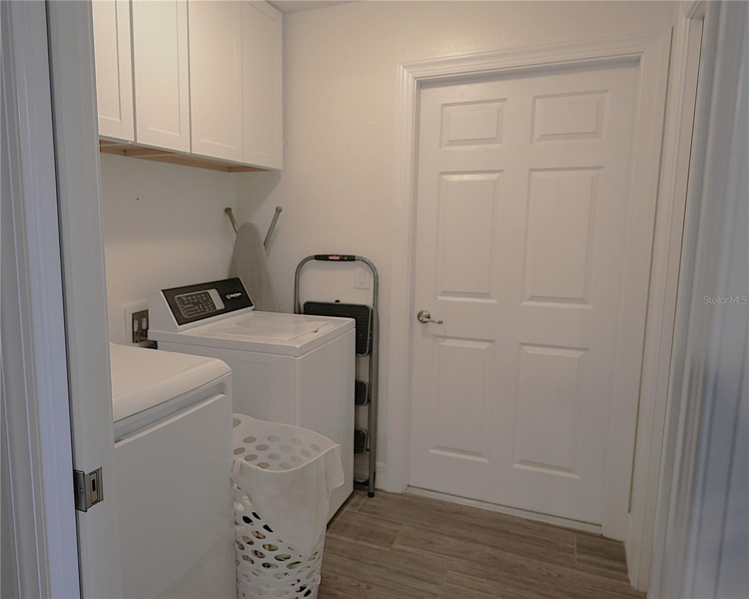Image 16 of 22 For 125 Opal Drive