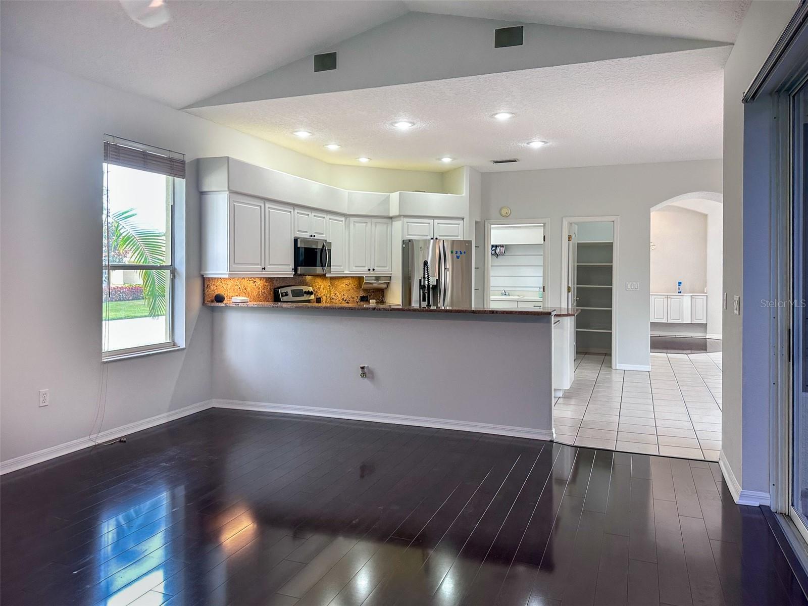 Image 14 of 40 For 4146 Hearthstone Drive
