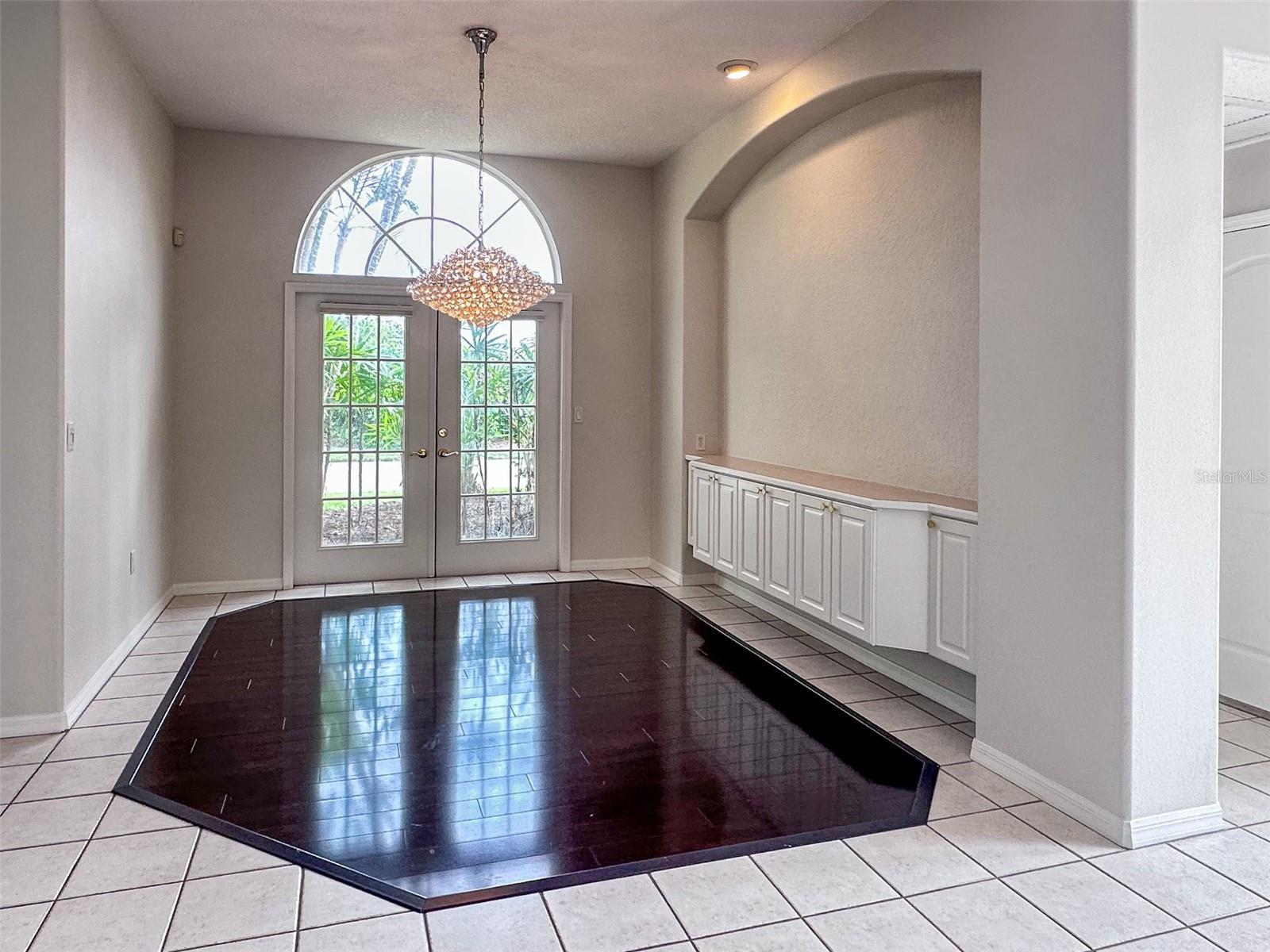 Image 5 of 40 For 4146 Hearthstone Drive