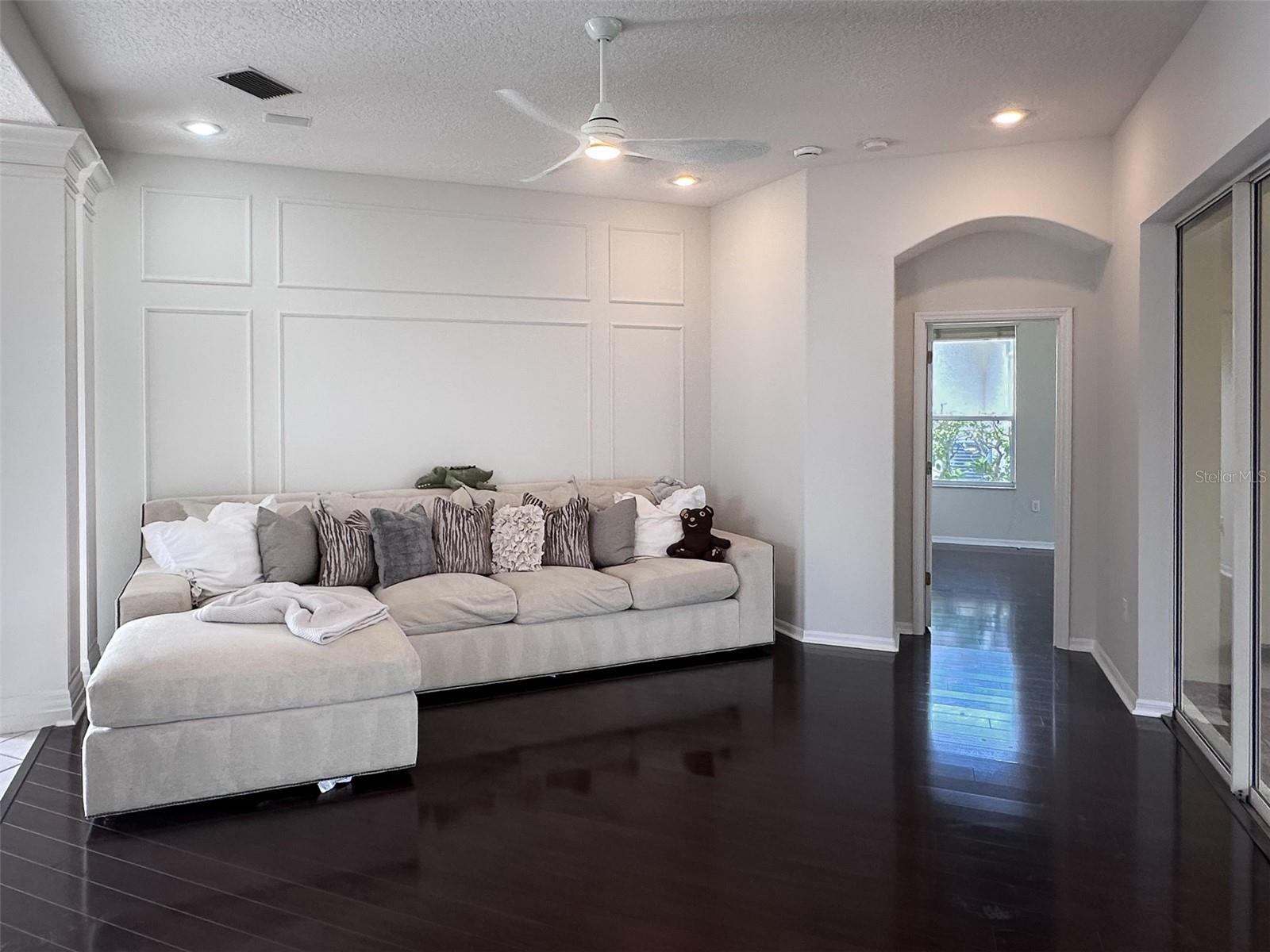 Image 7 of 40 For 4146 Hearthstone Drive