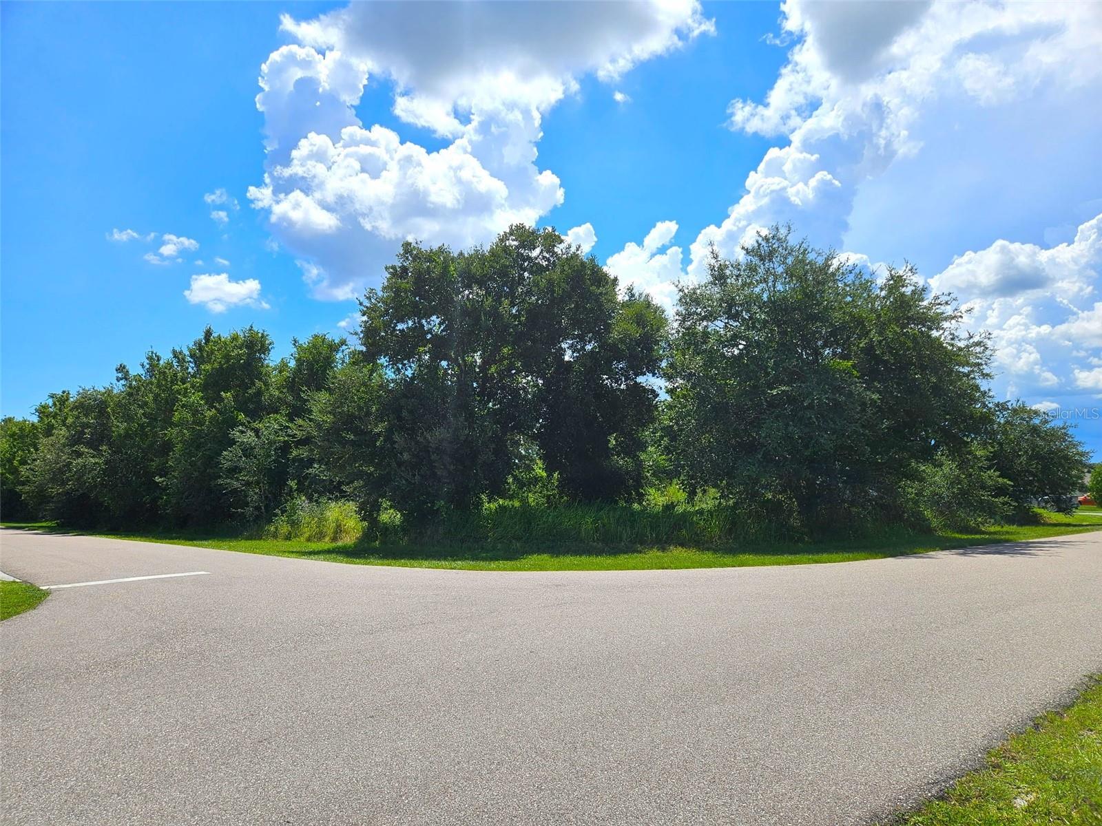 Details for 1394 Saxony Circle, PUNTA GORDA, FL 33983
