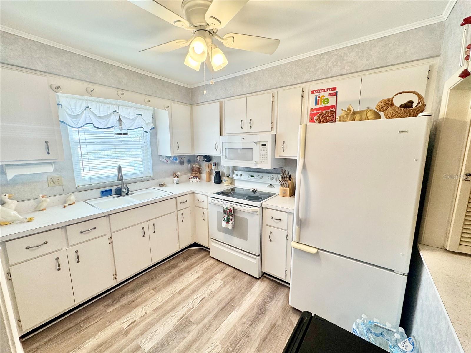 Image 3 of 33 For 3116 Harbor Boulevard 1a
