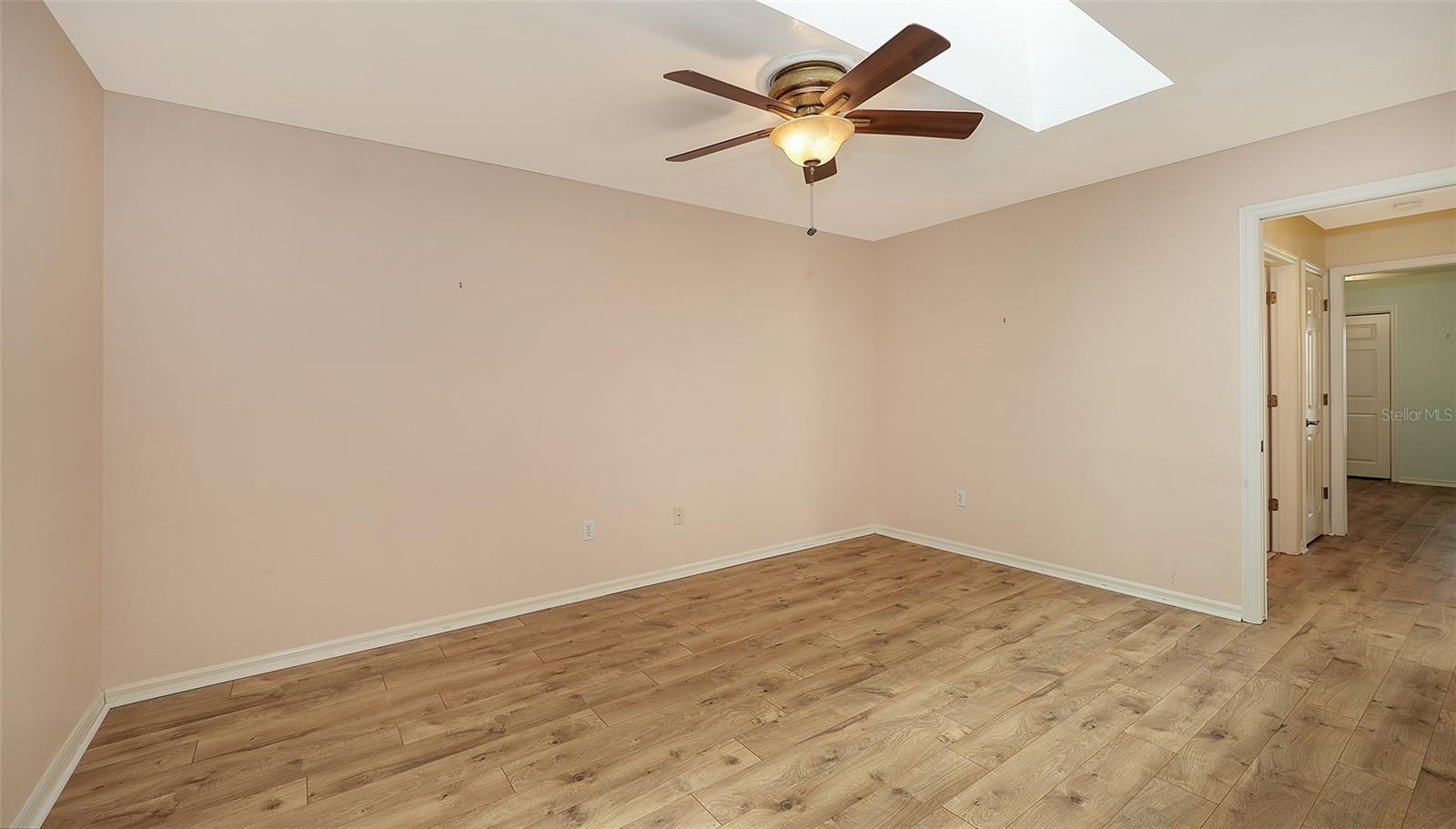 Image 24 of 57 For 11380 Courtney Drive