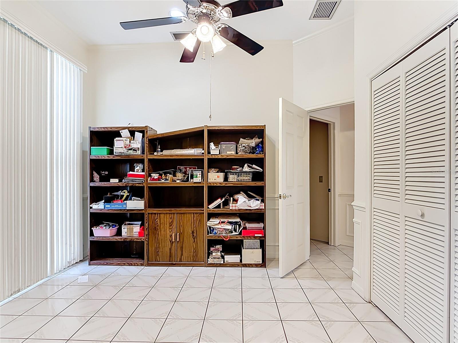 Image 10 of 81 For 134 Seville Place Sw