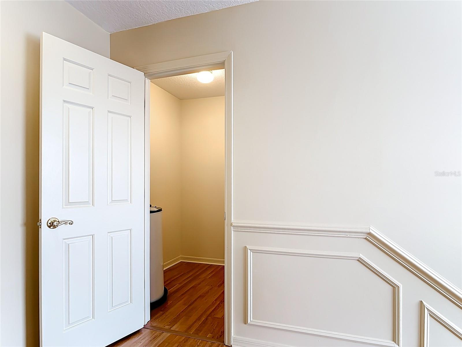 Image 48 of 81 For 134 Seville Place Sw