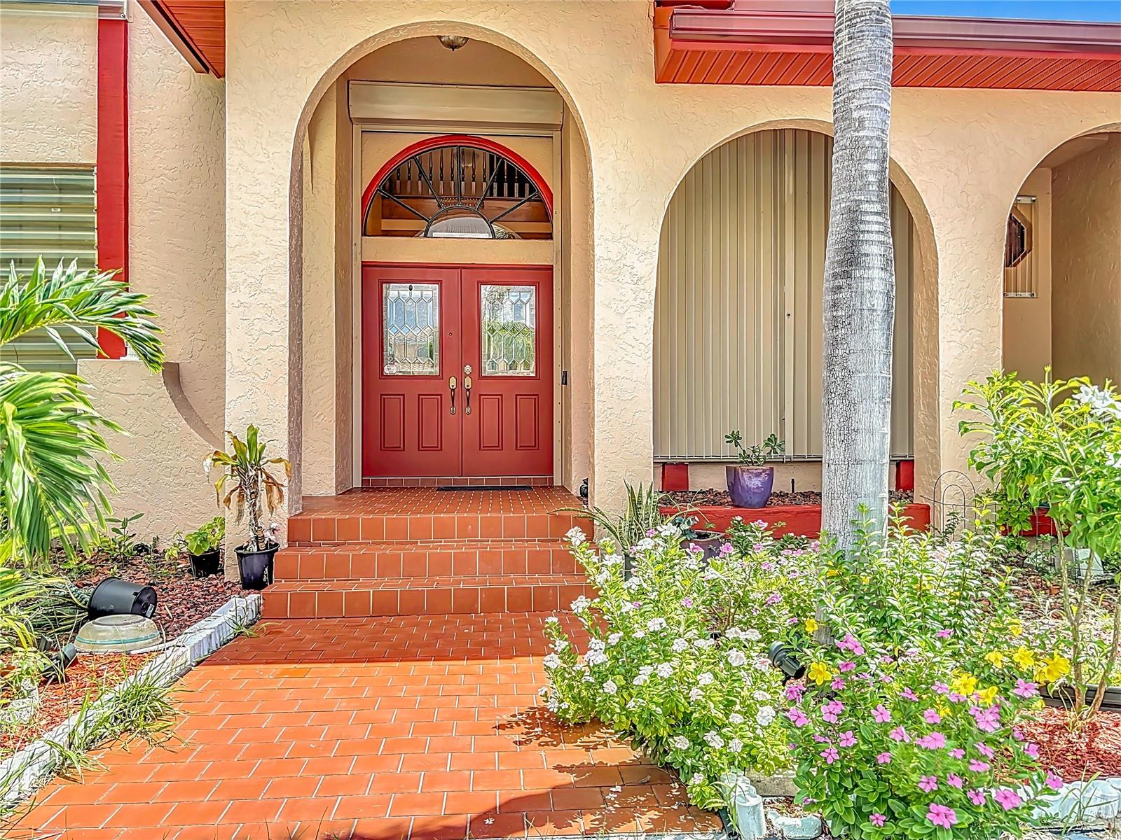 Image 5 of 81 For 134 Seville Place Sw