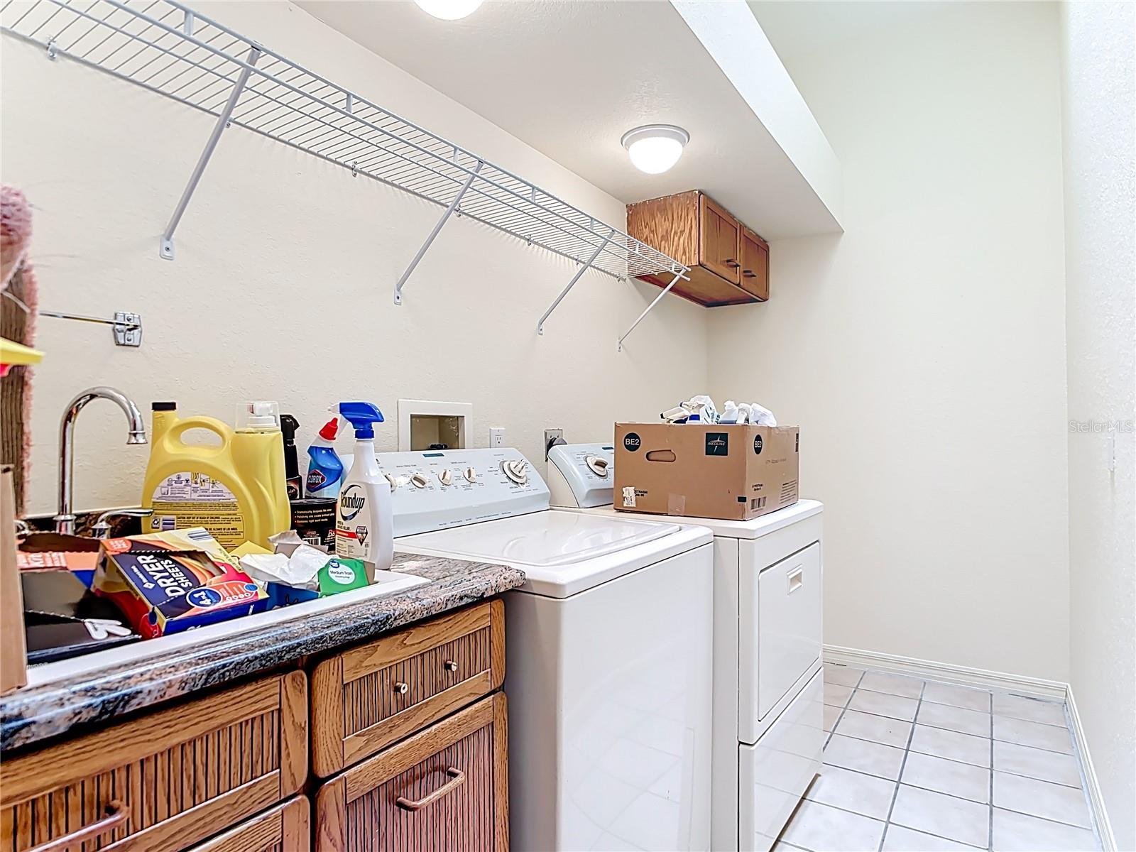 Image 66 of 81 For 134 Seville Place Sw
