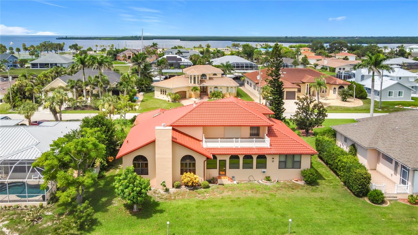Image 73 of 81 For 134 Seville Place Sw