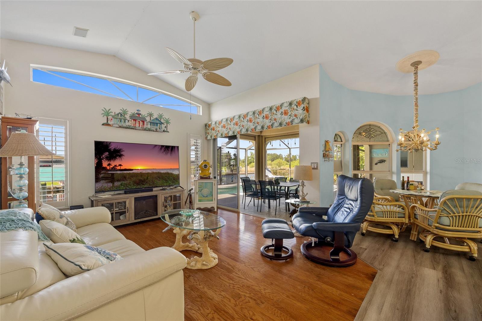 Image 11 of 36 For 29119 Orva Drive