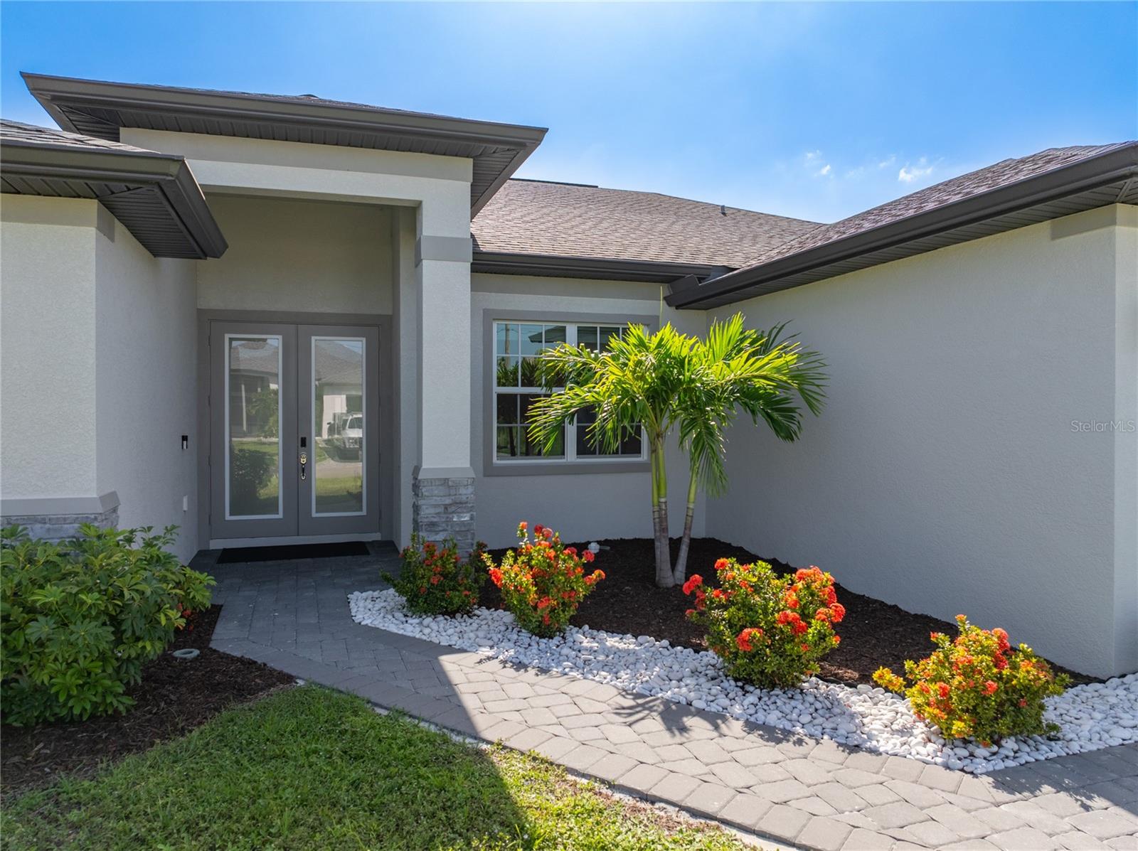 Image 5 of 40 For 209 10th Place