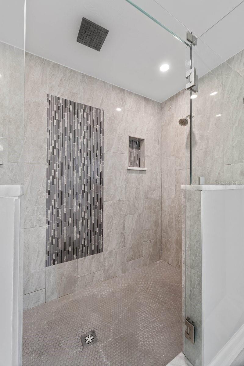 Image 32 of 51 For 17262 Asmara Court