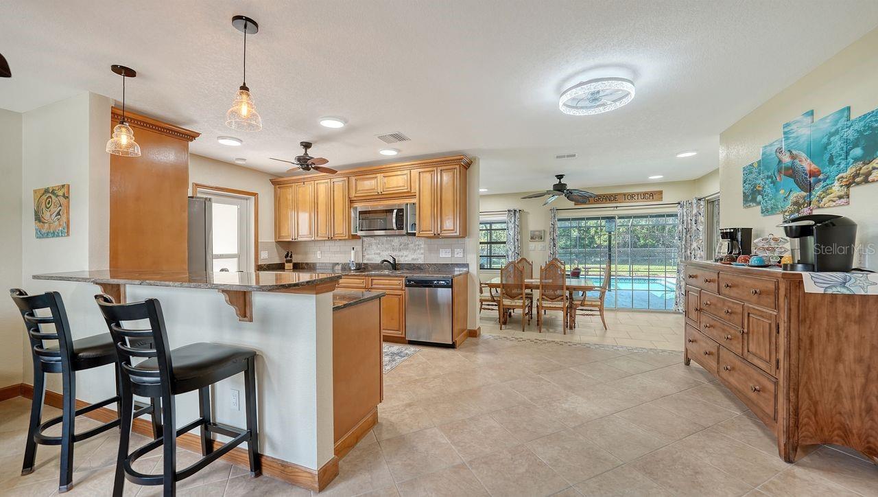 Image 13 of 31 For 18753 Macgill Avenue