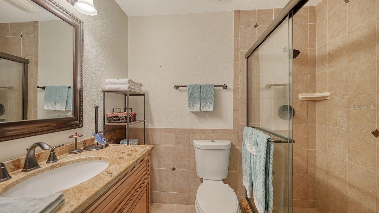 Image 20 of 31 For 18753 Macgill Avenue