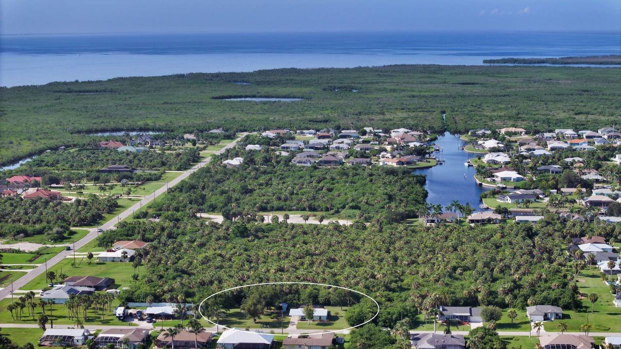 Image 29 of 31 For 18753 Macgill Avenue