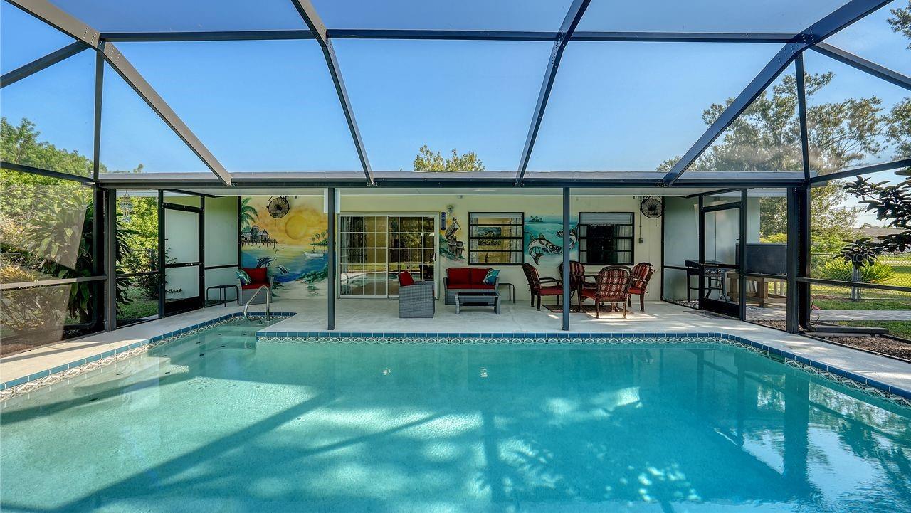 Image 8 of 31 For 18753 Macgill Avenue