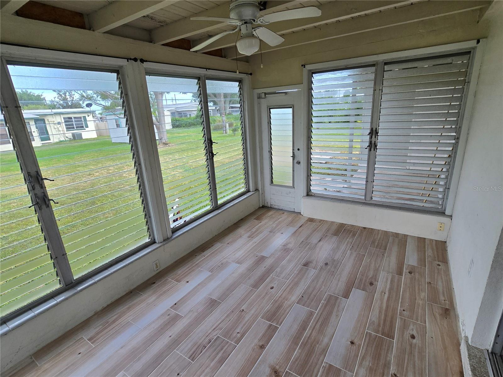 Image 20 of 21 For 22147 Bahama Lane