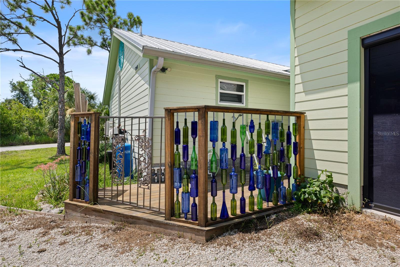 Listing photo id 26 for 7348 Coach Road