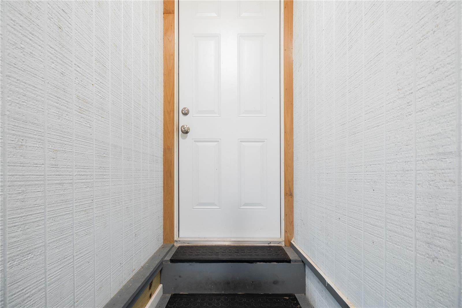 Listing photo id 28 for 7348 Coach Road