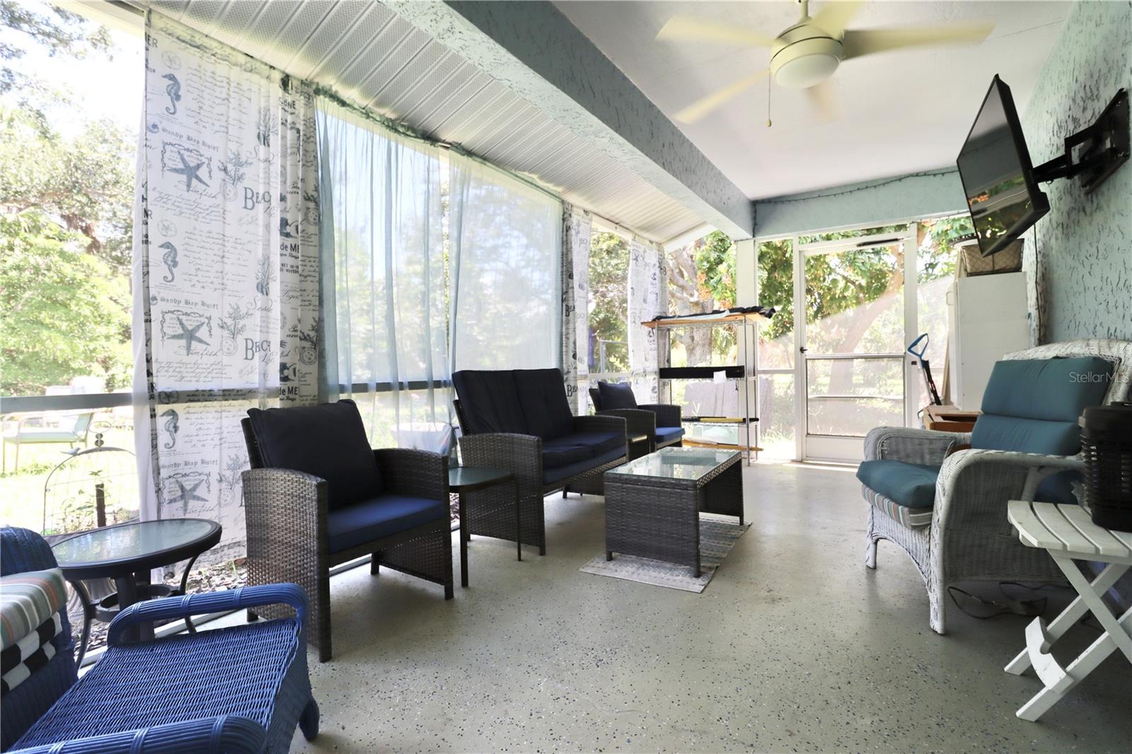 Image 32 of 40 For 4139 Perch Circle