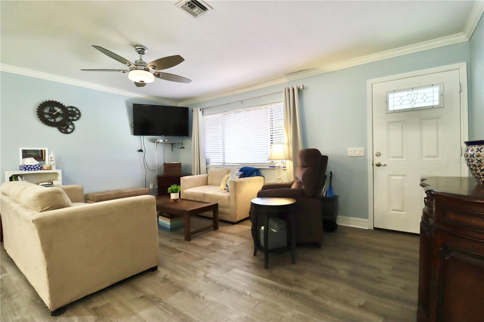 Image 7 of 40 For 4139 Perch Circle