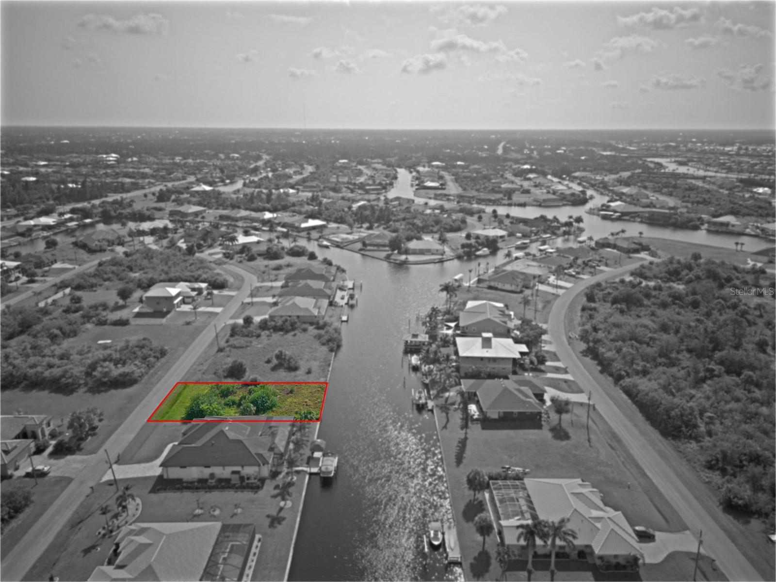 Image 10 of 18 For 15482 Meacham Circle