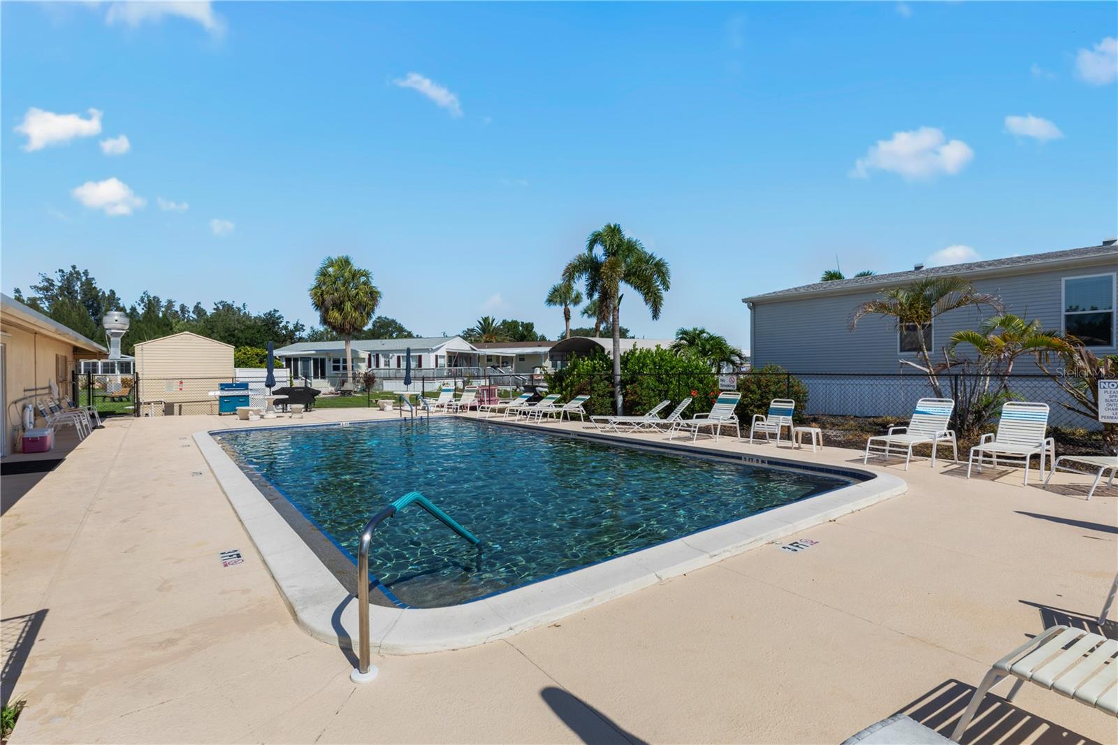 Image 36 of 39 For 3204 Sunny Harbor Drive
