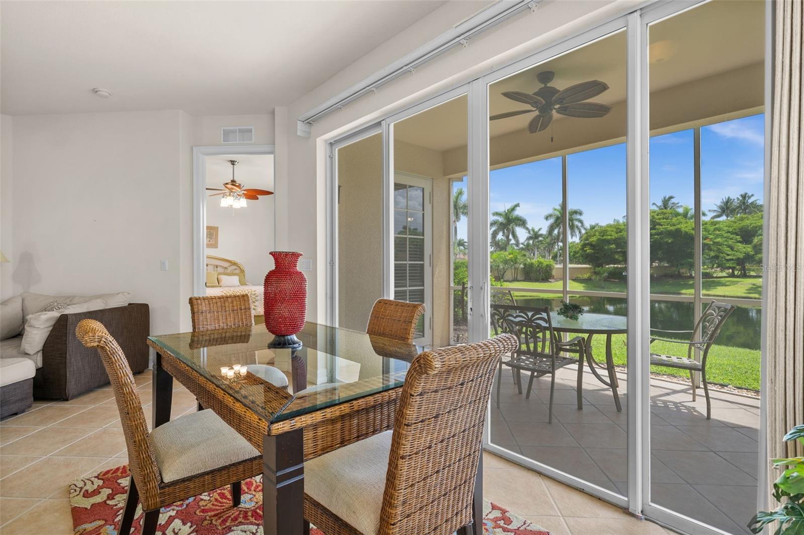 Image 14 of 50 For 5626 Cape Harbour Drive 102