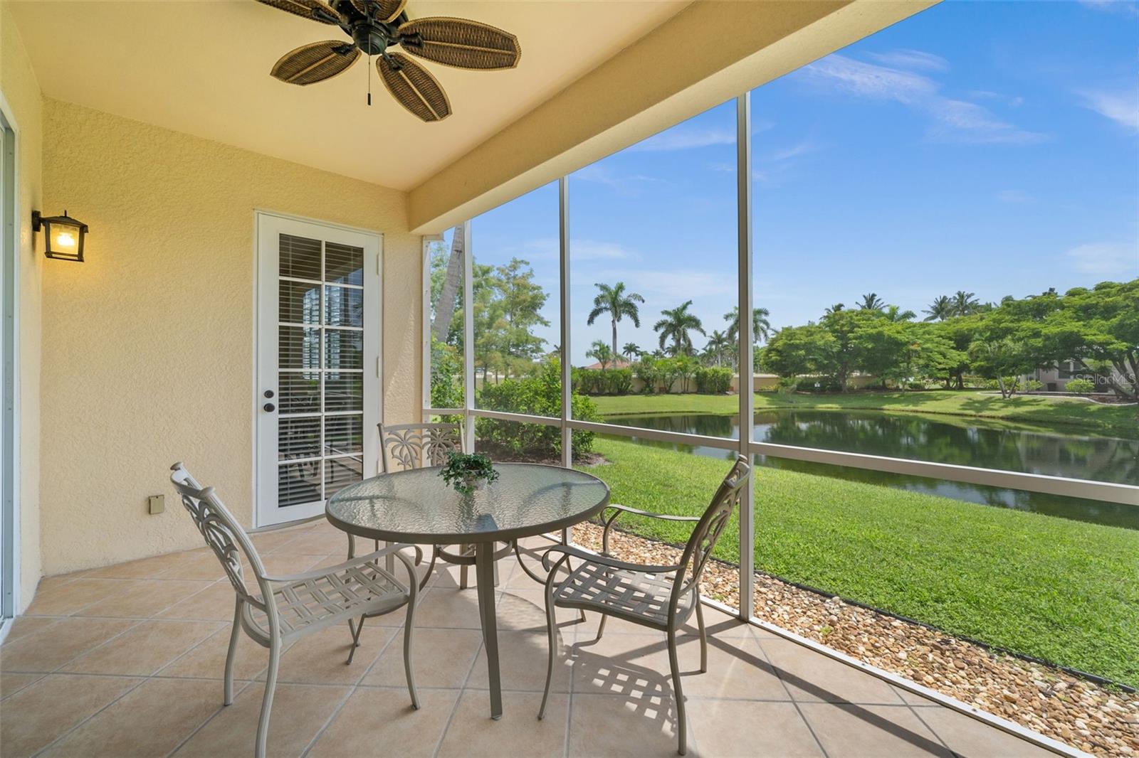 Image 17 of 50 For 5626 Cape Harbour Drive 102