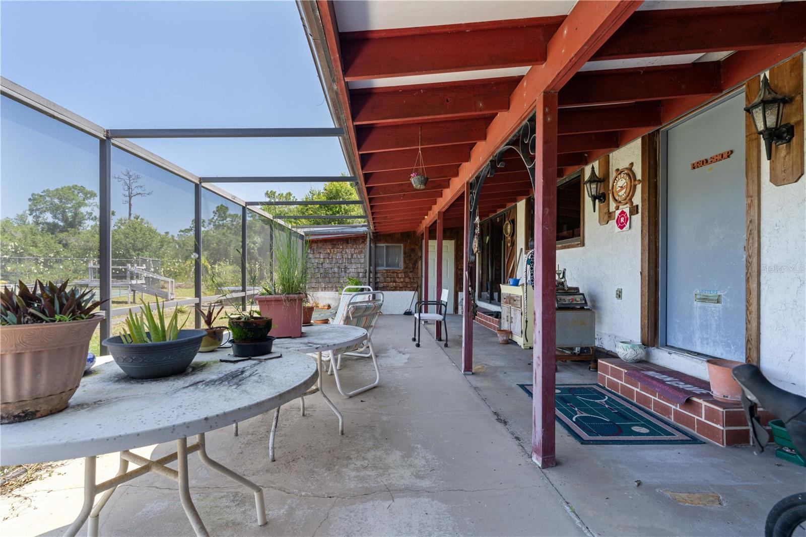 Image 11 of 55 For 2065 Duncan Road
