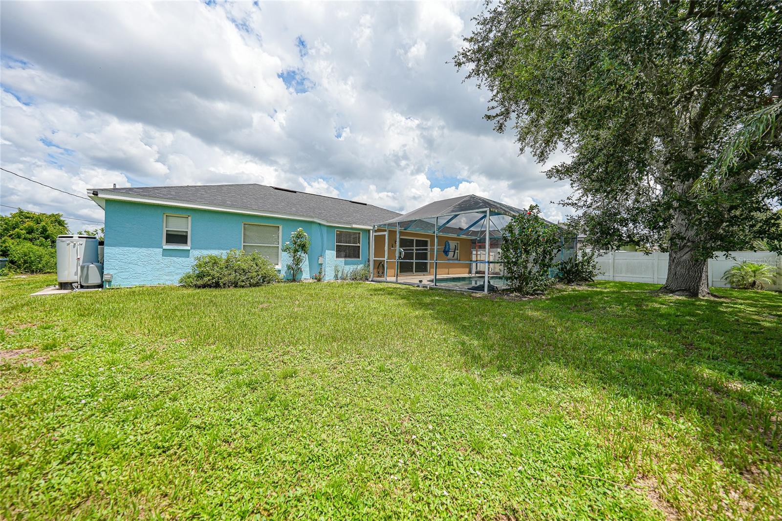 Image 17 of 25 For 8333 Atmore Avenue