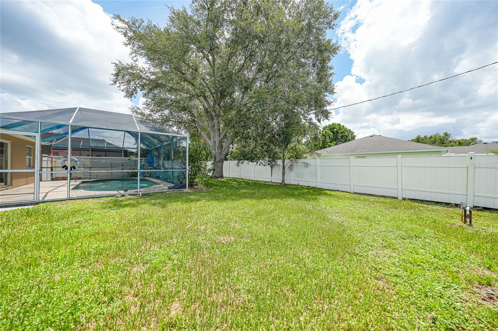 Image 22 of 25 For 8333 Atmore Avenue