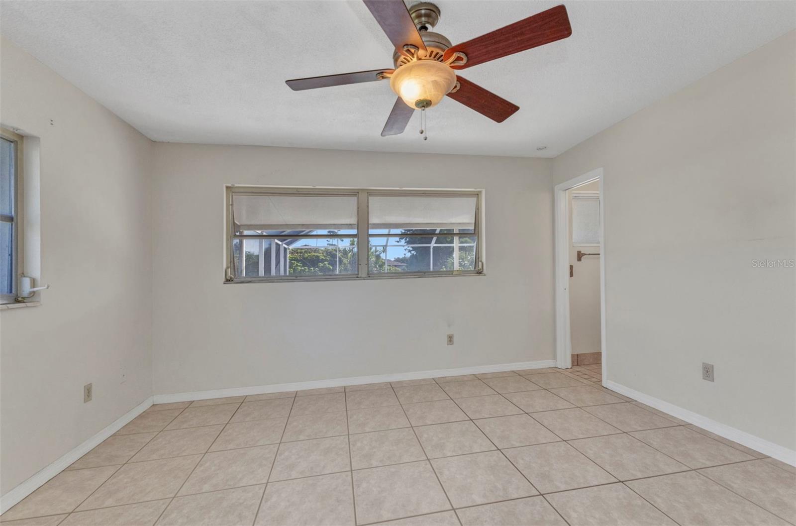 Image 15 of 65 For 1580 Hayworth Road