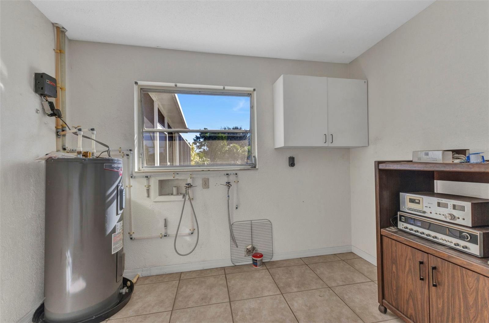 Image 33 of 65 For 1580 Hayworth Road