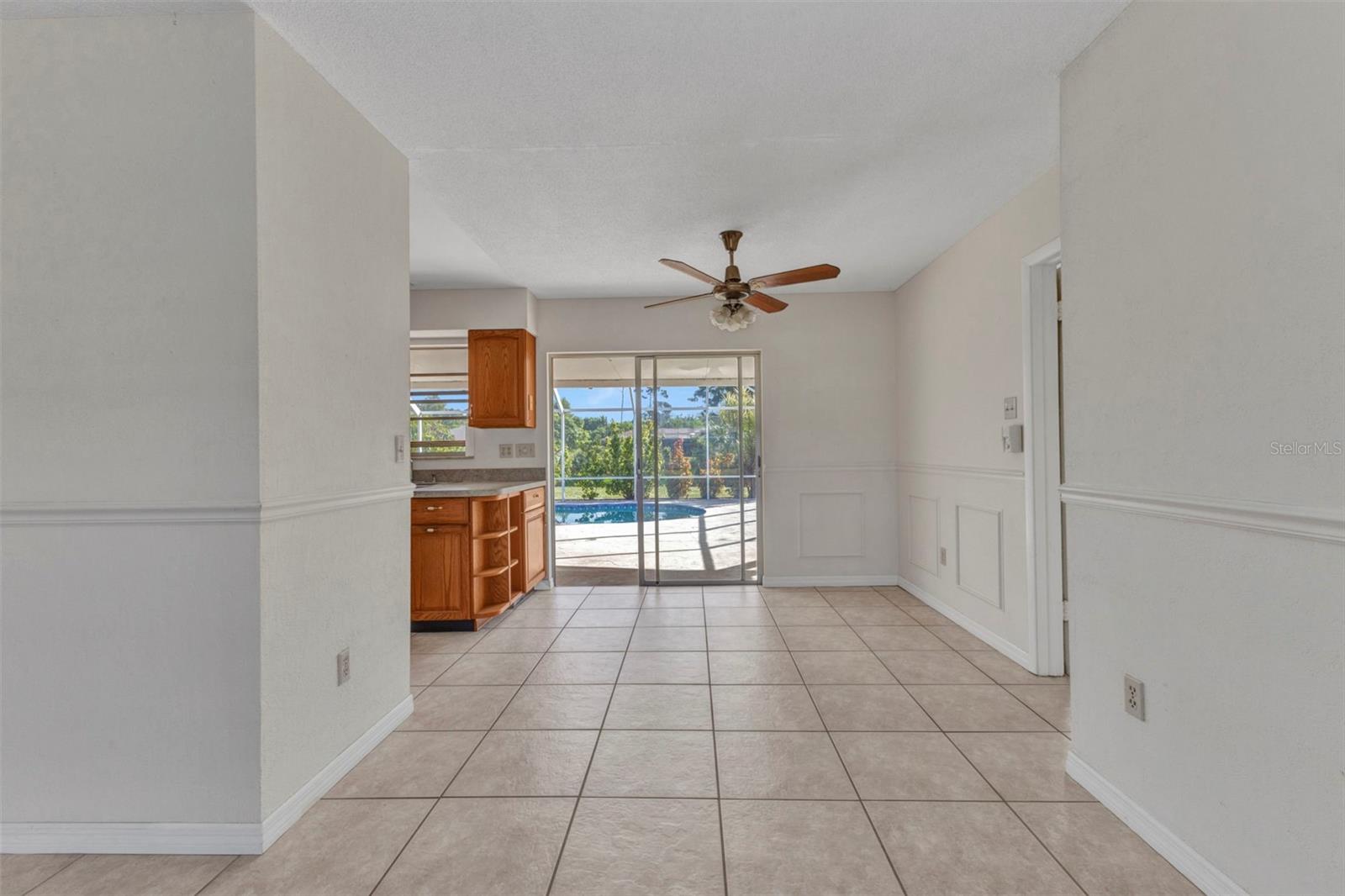 Image 6 of 65 For 1580 Hayworth Road
