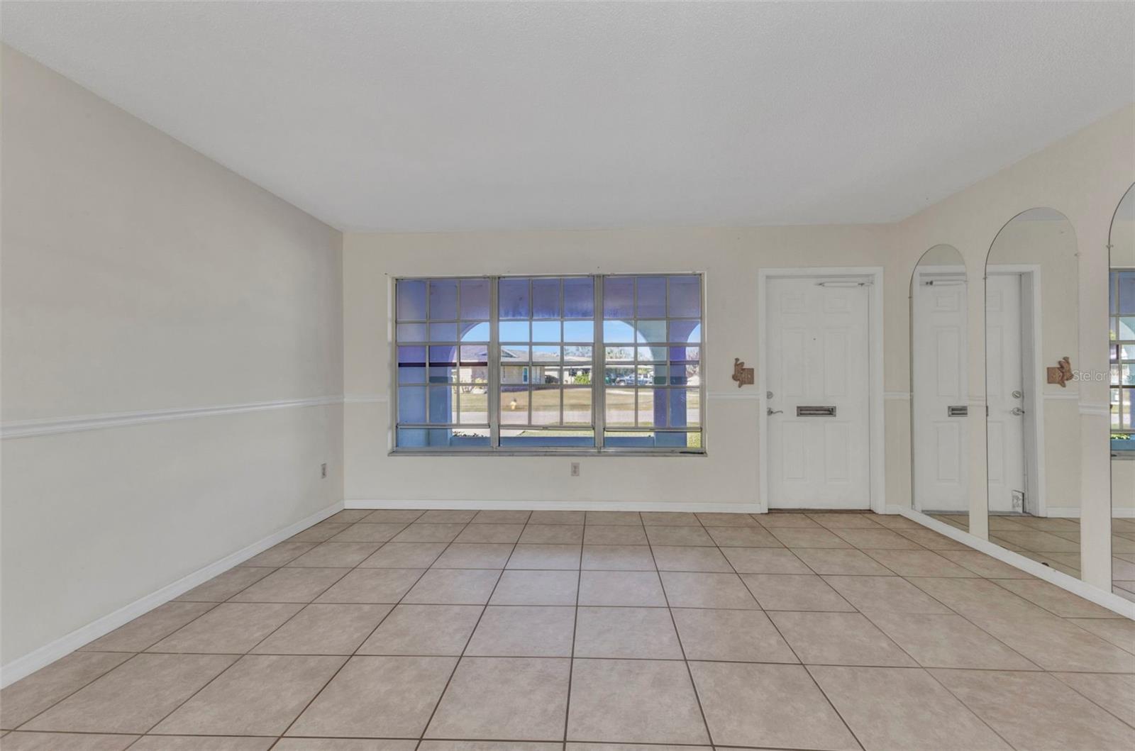 Image 8 of 65 For 1580 Hayworth Road