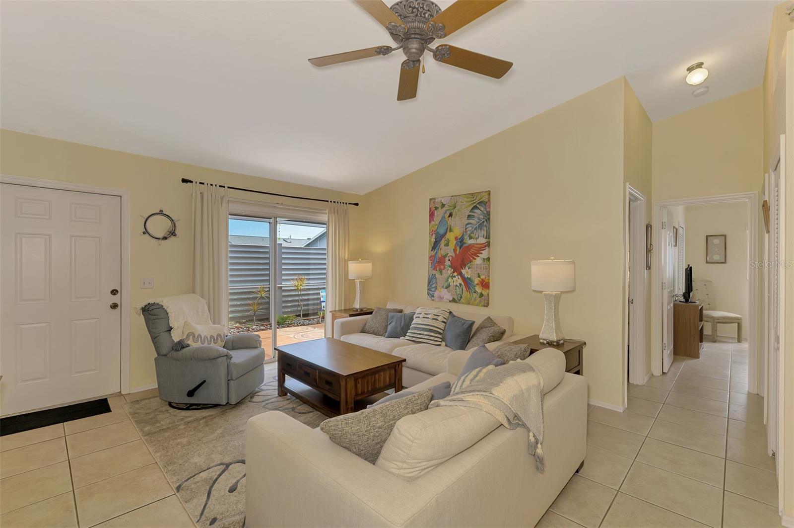 Image 10 of 67 For 3300 Loveland Boulevard 3103