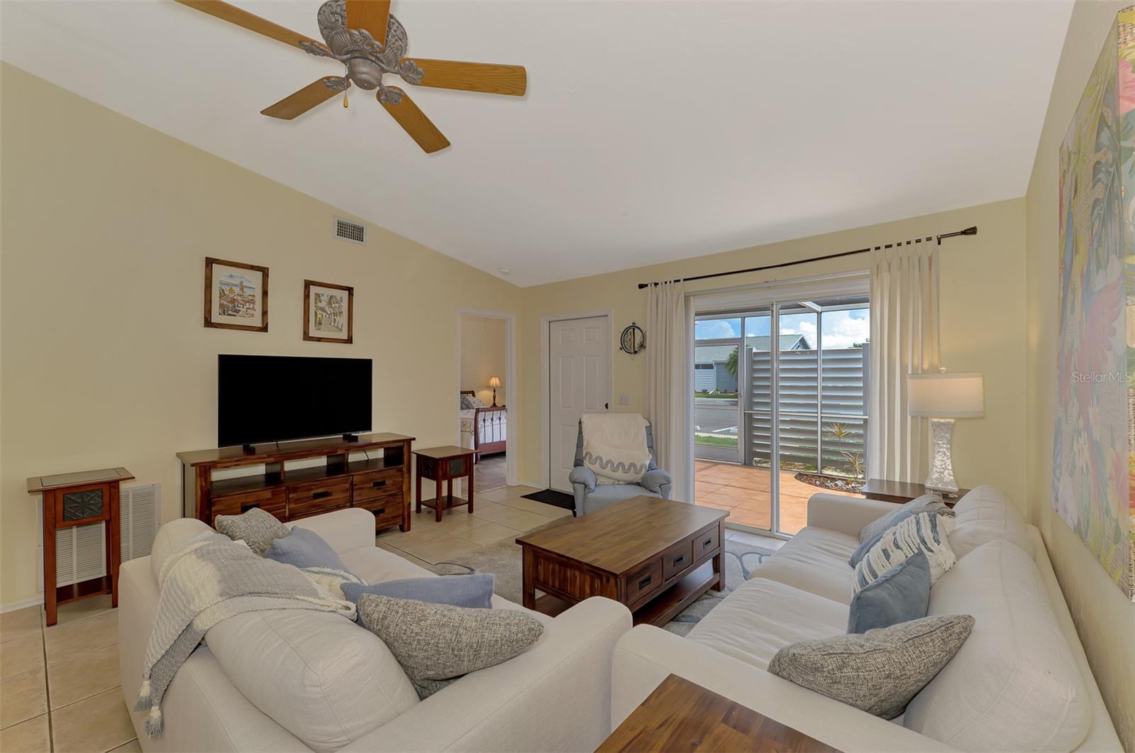 Image 12 of 67 For 3300 Loveland Boulevard 3103