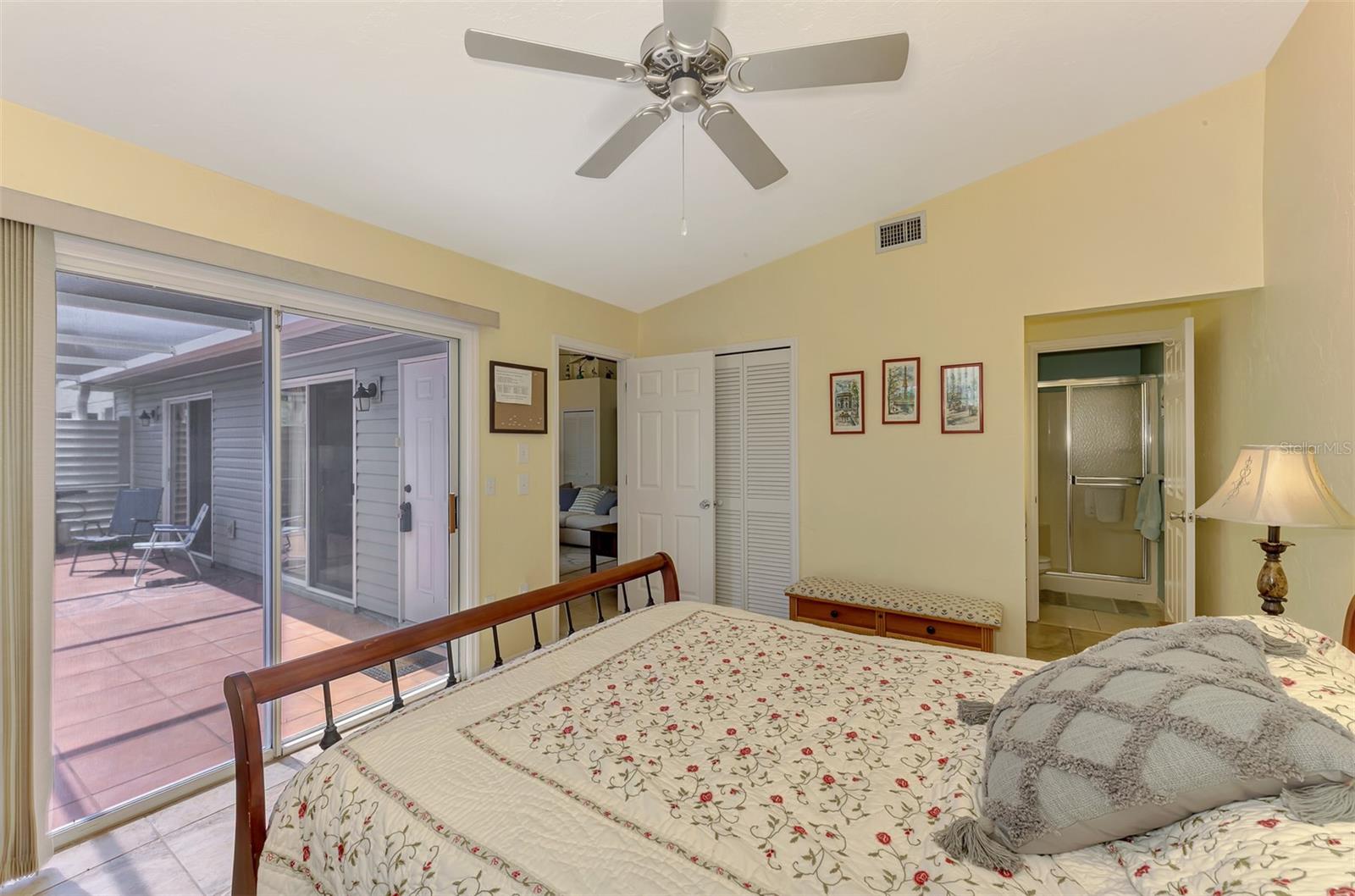 Image 27 of 67 For 3300 Loveland Boulevard 3103
