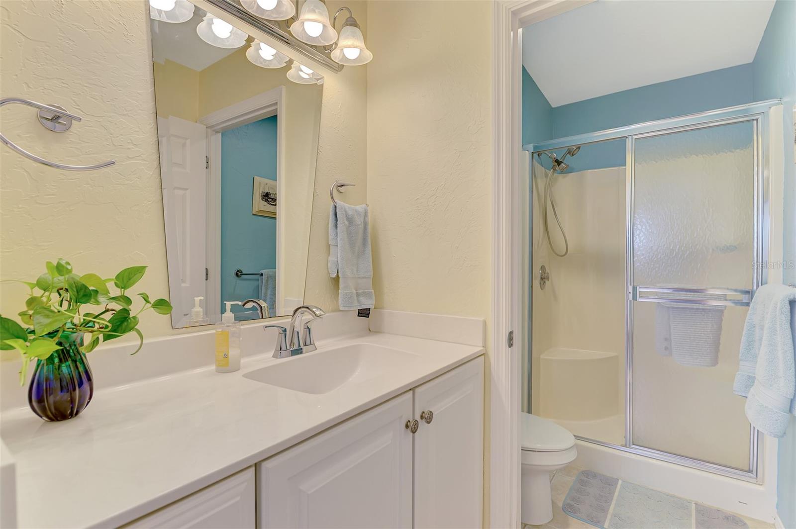 Image 28 of 67 For 3300 Loveland Boulevard 3103