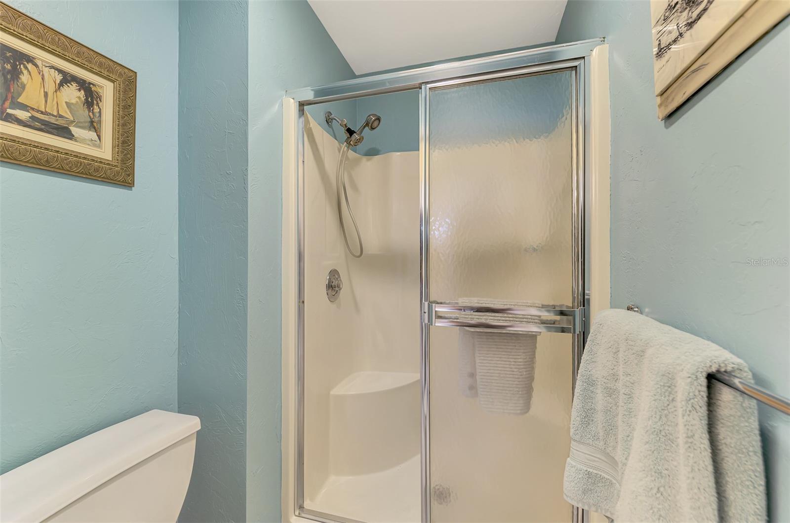 Image 29 of 67 For 3300 Loveland Boulevard 3103