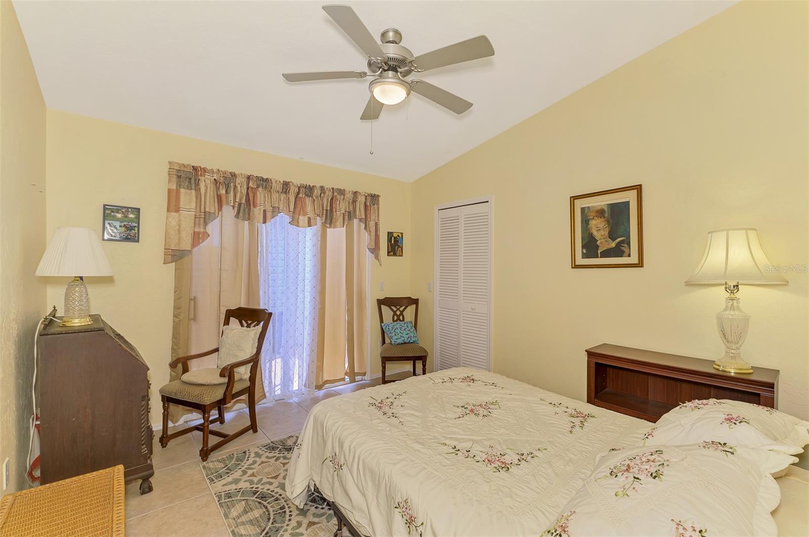 Image 31 of 67 For 3300 Loveland Boulevard 3103